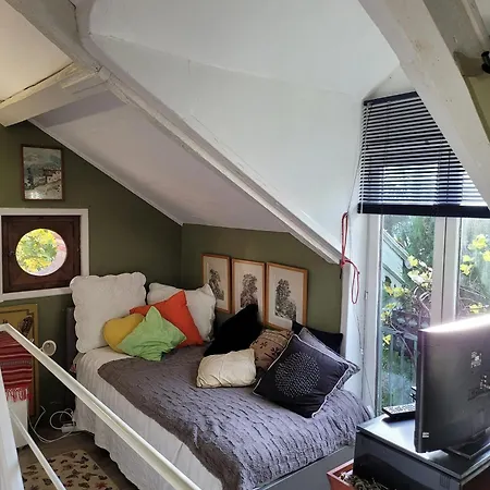 Maison Chaleureuse A Cloud Avec Jardin Cloture Casa vacanze Saint-Cloud